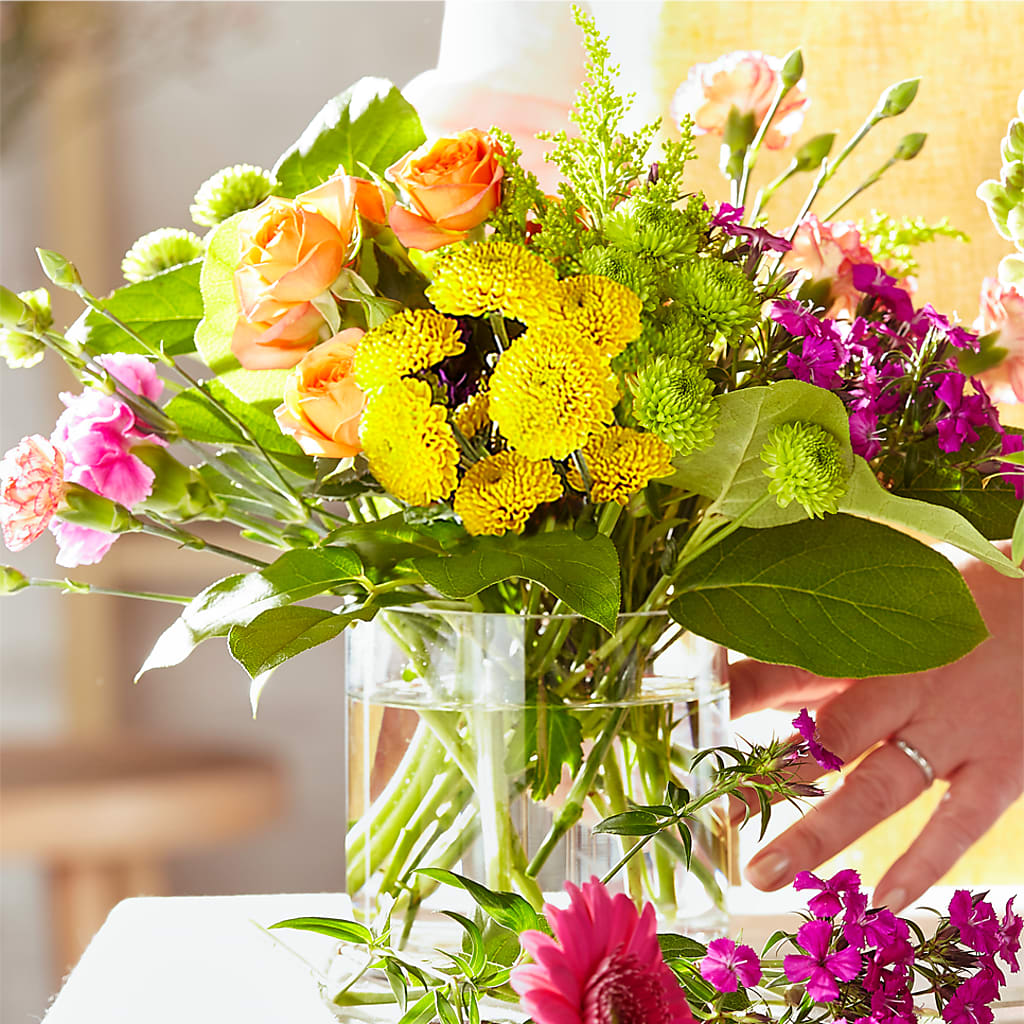 Bold & Bright – A Florist Original – Halstead Floral At The Plaza, Halstead KS