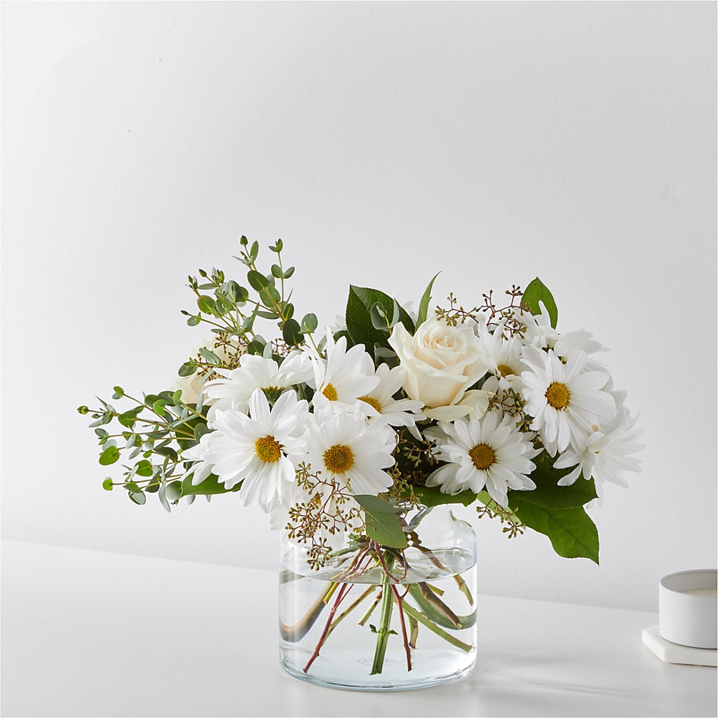Fresh Linen Bouquet – Halstead Floral At The Plaza, Halstead KS