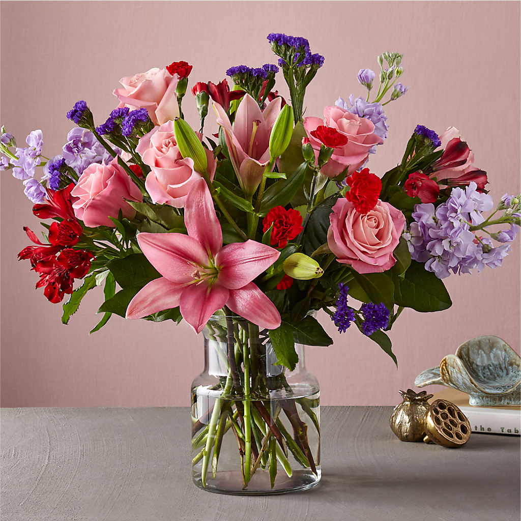 Romantique Bouquet – Halstead Floral At The Plaza, Halstead KS