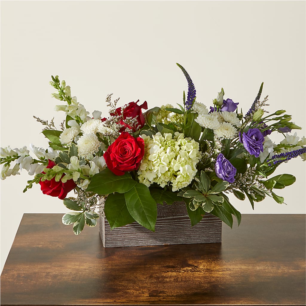 Sweet Magnolia Bouquet – Halstead Floral At The Plaza, Halstead KS