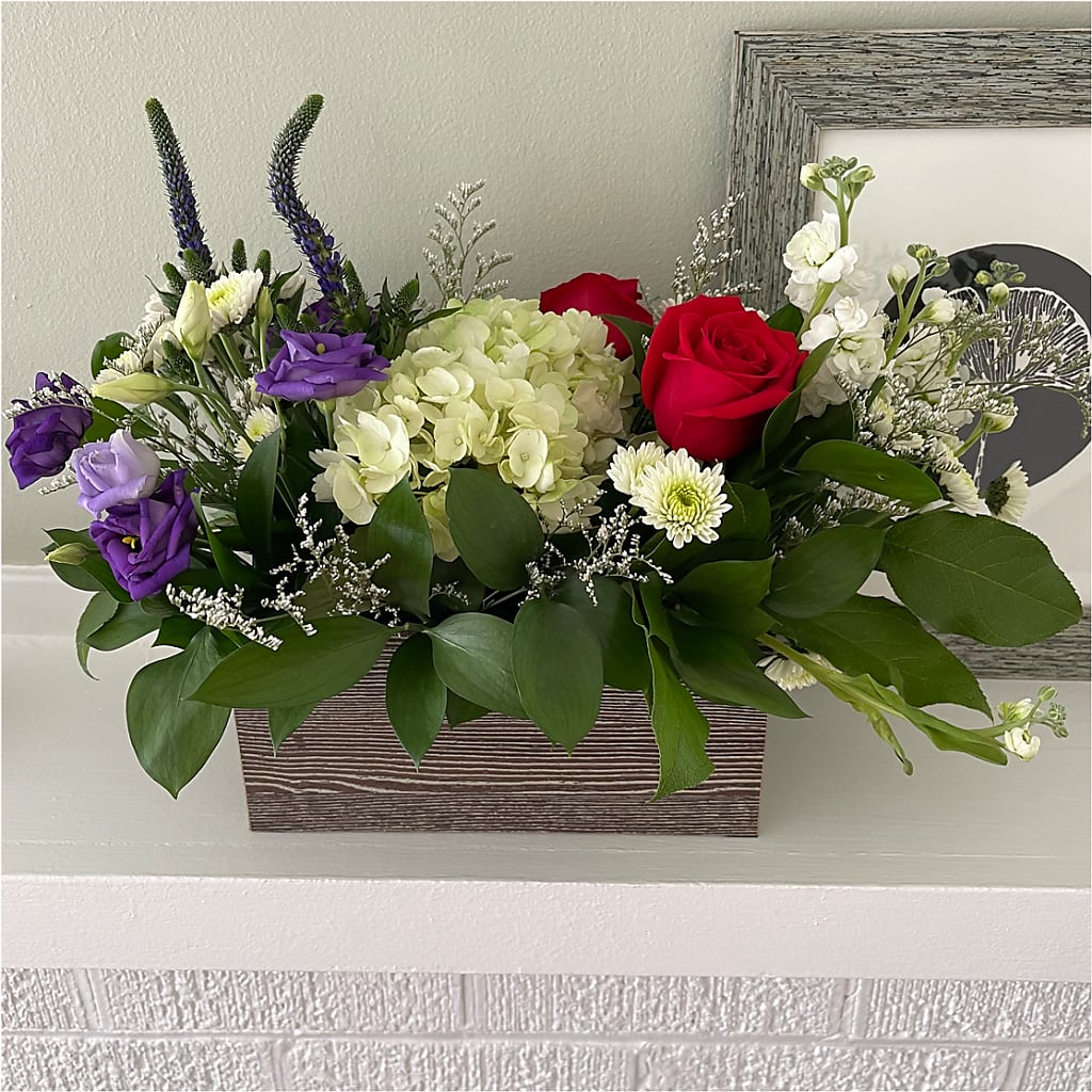 Sweet Magnolia Bouquet – Halstead Floral At The Plaza, Halstead KS