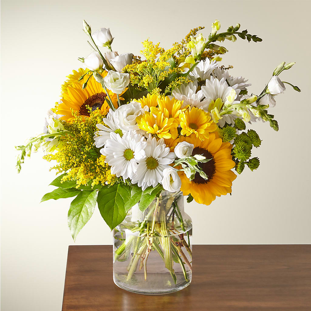 Hello Sunshine Bouquet – Halstead Floral At The Plaza, Halstead KS