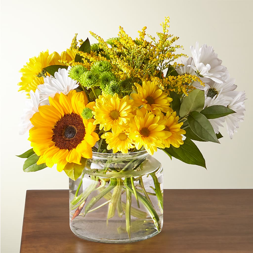 Hello Sunshine Bouquet – Halstead Floral At The Plaza, Halstead KS