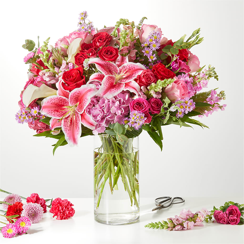 Swooning Over You - A Luxury Florist Original – Halstead Floral At The Plaza, Halstead KS