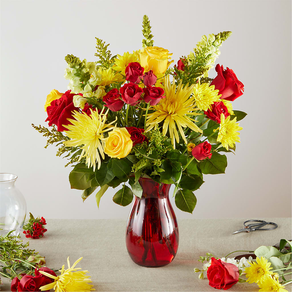 Lucky Lantern - A Florist Original – Halstead Floral At The Plaza, Halstead KS