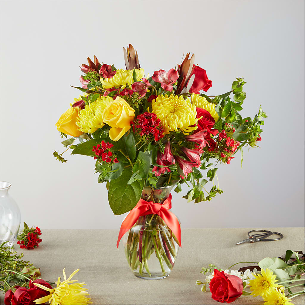 Lucky Lantern - A Florist Original – Halstead Floral At The Plaza, Halstead KS