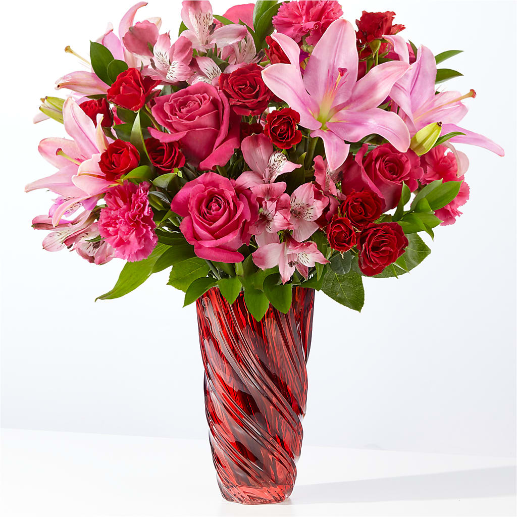 In Love Bouquet with Luxe Swirl Vase – Halstead Floral At The Plaza, Halstead KS
