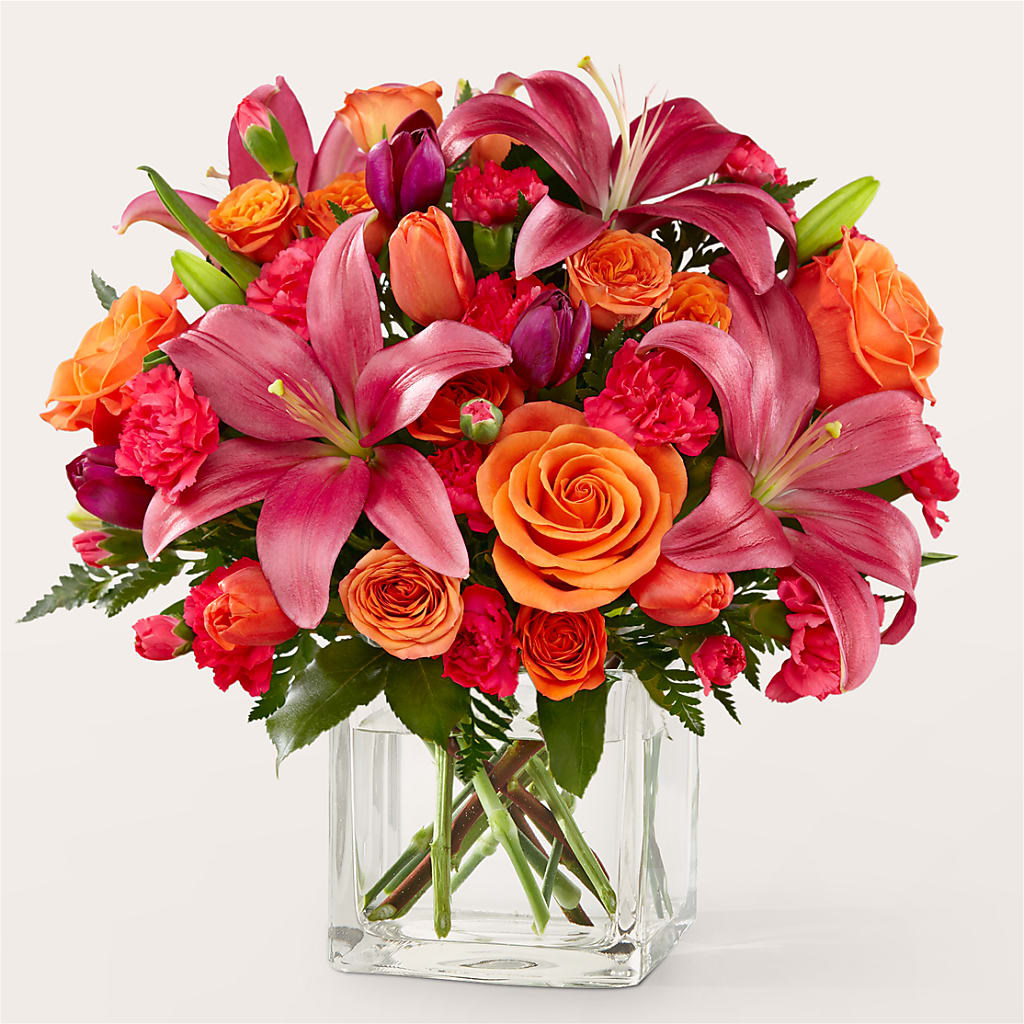 Lucky Lily Bouquet – Halstead Floral At The Plaza, Halstead KS