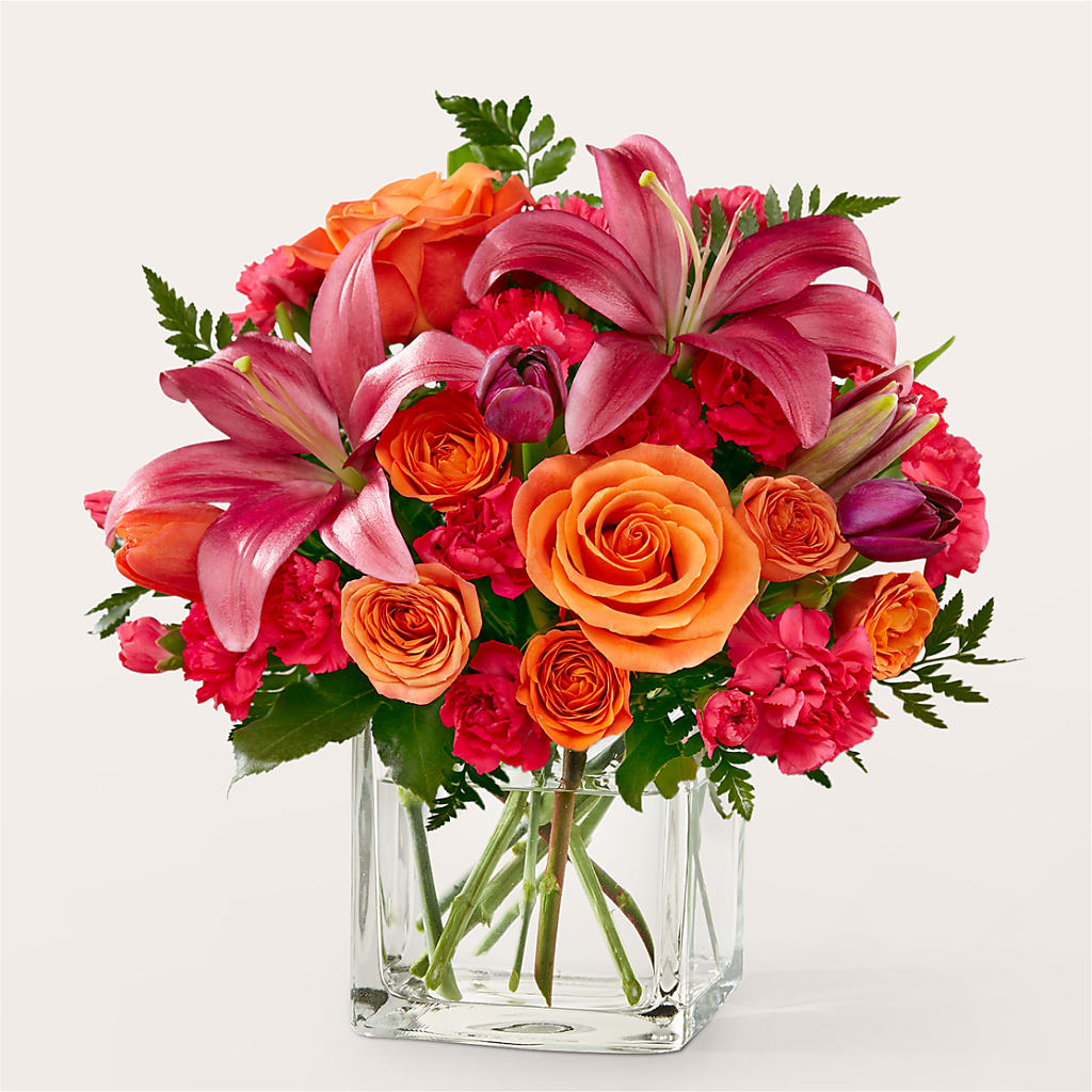 Lucky Lily Bouquet – Halstead Floral At The Plaza, Halstead KS