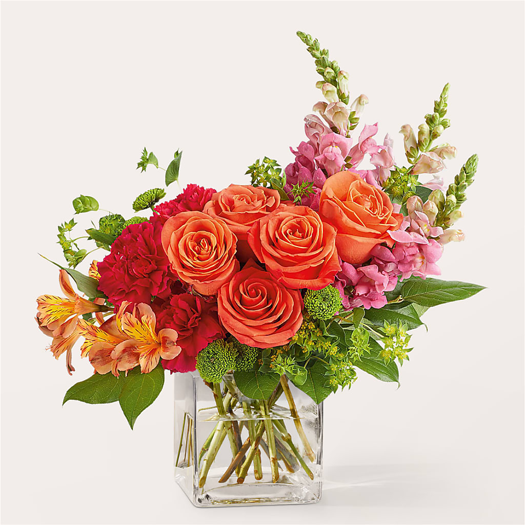 Cosmopolitan Bouquet – Halstead Floral At The Plaza, Halstead KS