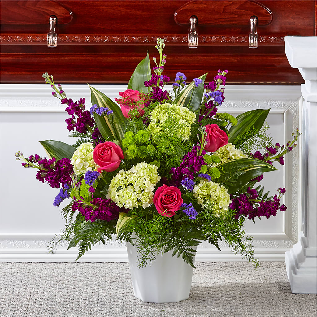 Beautiful Horizons Floor Basket – Halstead Floral At The Plaza, Halstead KS