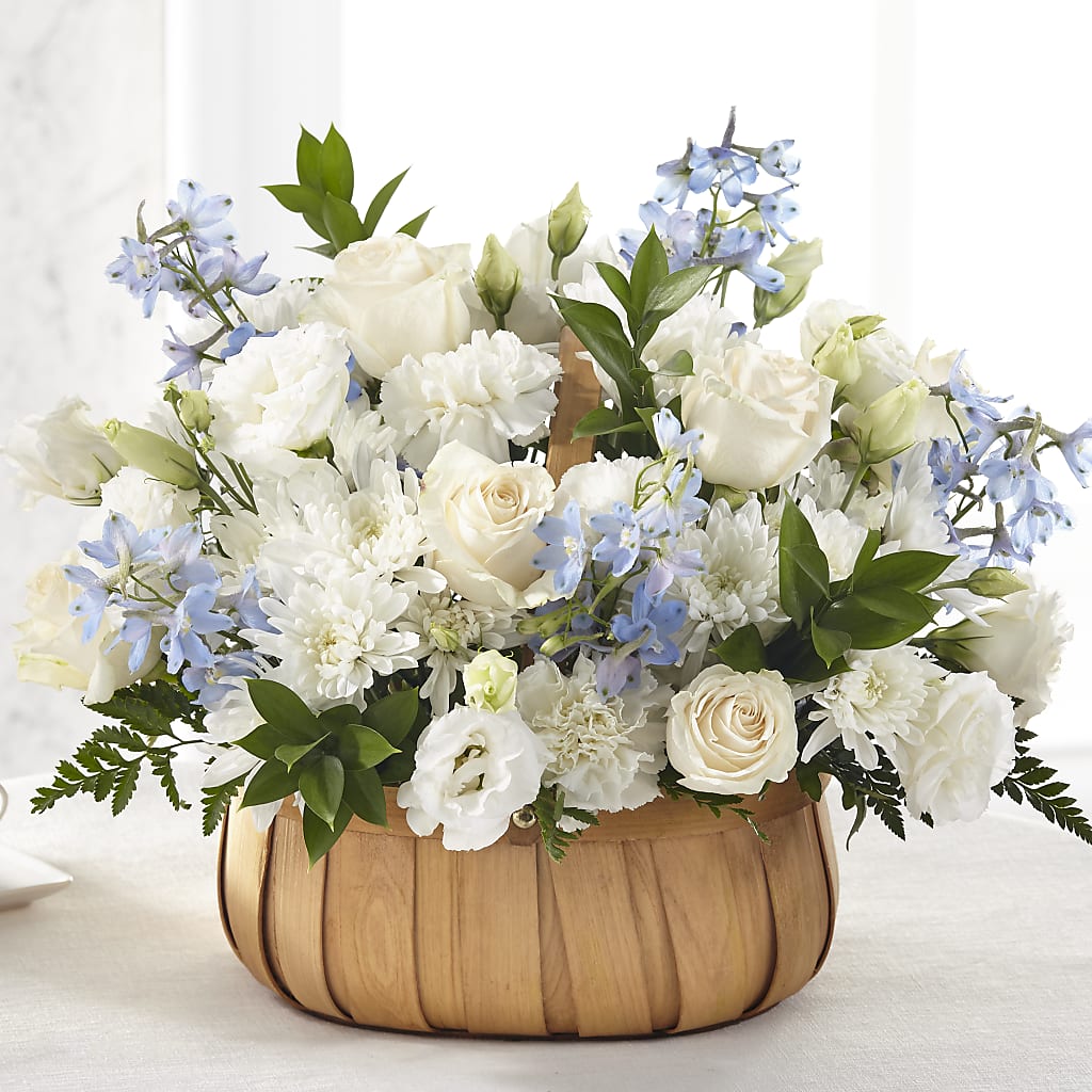 Sincerely Heartfelt Basket – Halstead Floral At The Plaza, Halstead KS