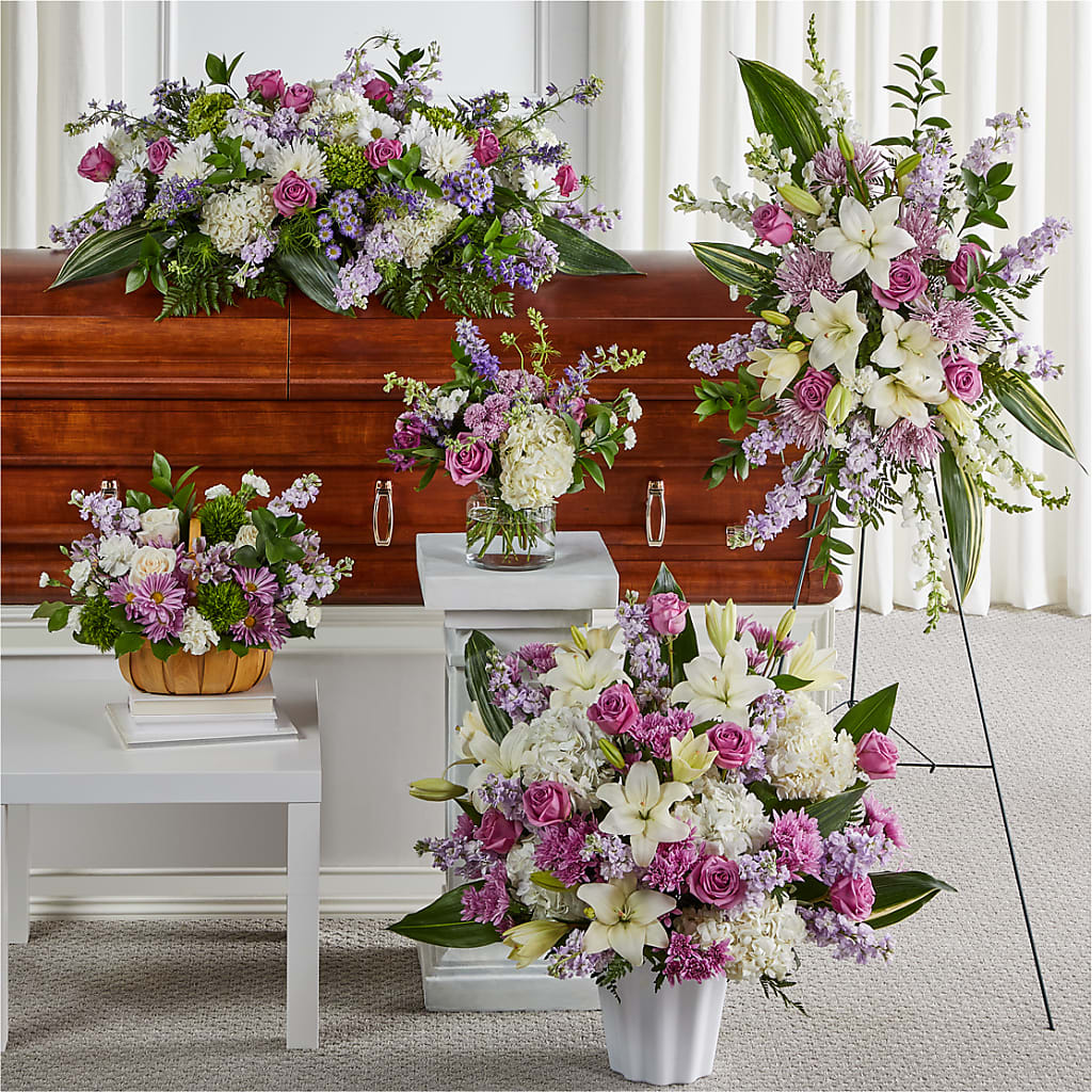 Tender Embrace Bundles – Halstead Floral At The Plaza, Halstead KS