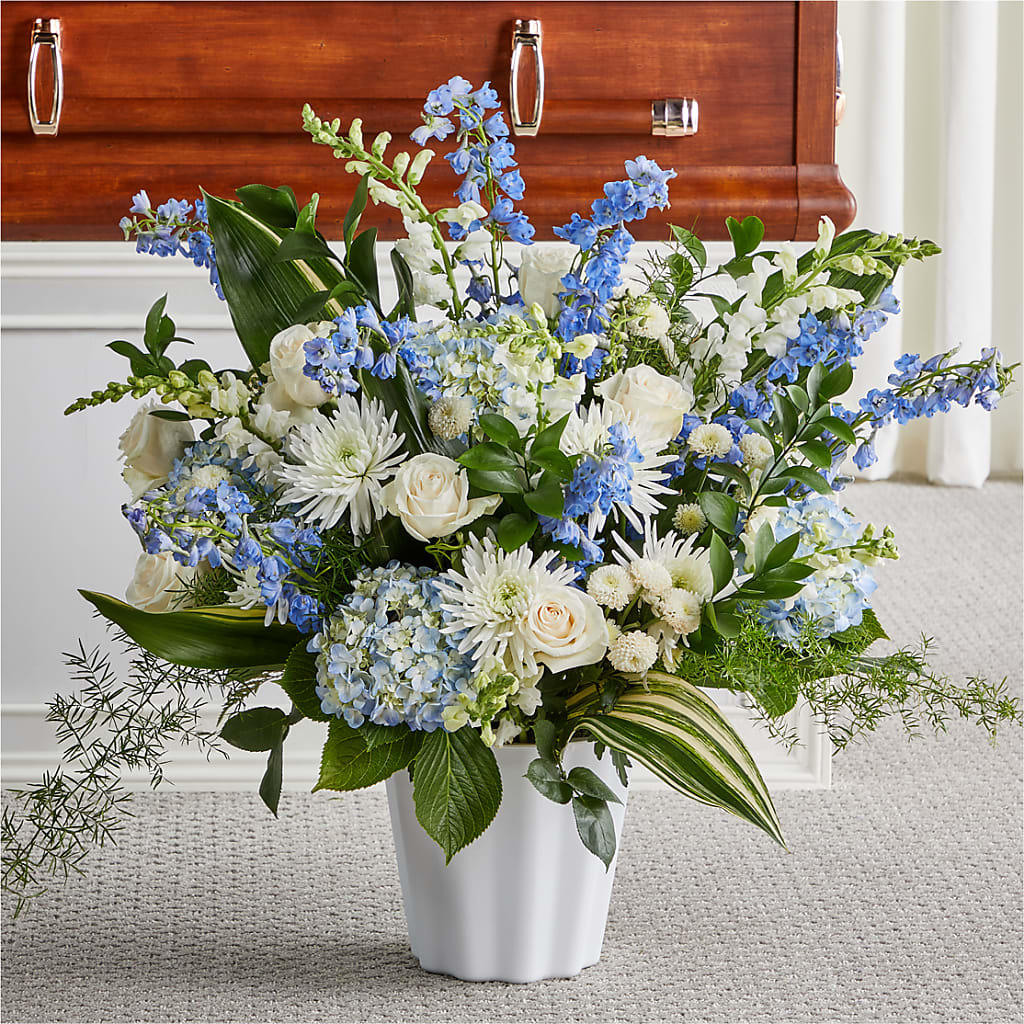 Everlasting Memories Floor Basket – Halstead Floral At The Plaza, Halstead KS