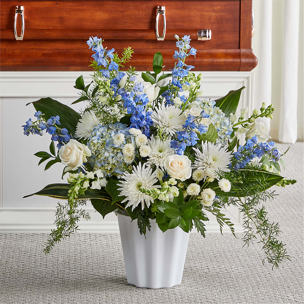 Everlasting Memories Floor Basket – Halstead Floral At The Plaza, Halstead KS