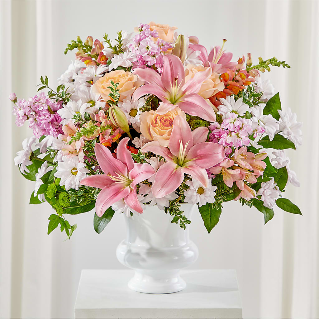 Heartfelt Gesture Urn Arrangement – Halstead Floral At The Plaza, Halstead KS