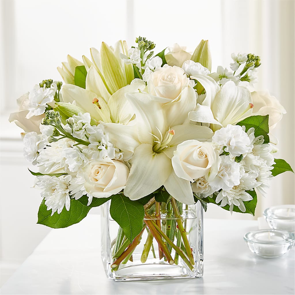 Gentle Breeze Bouquet – Halstead Floral At The Plaza, Halstead KS