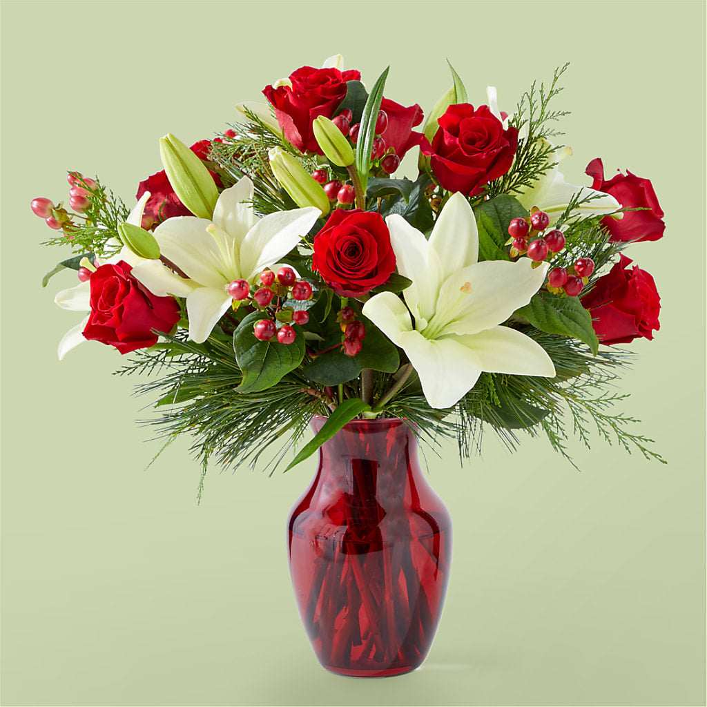 Evergreen Delight Bouquet – Halstead Floral At The Plaza, Halstead KS
