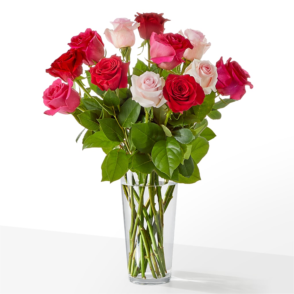 Charming Rose Bouquet – Halstead Floral At The Plaza, Halstead KS