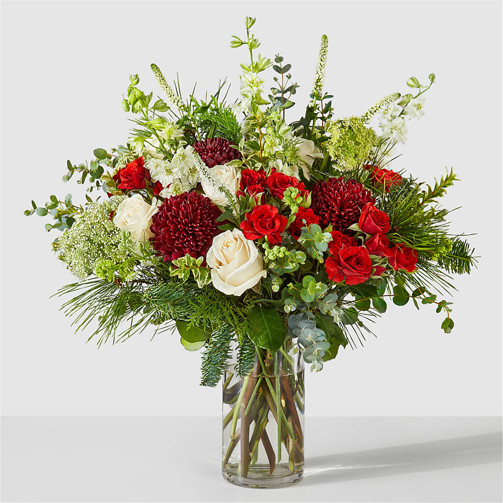 Favorite Traditions Bouquet – Halstead Floral At The Plaza, Halstead KS