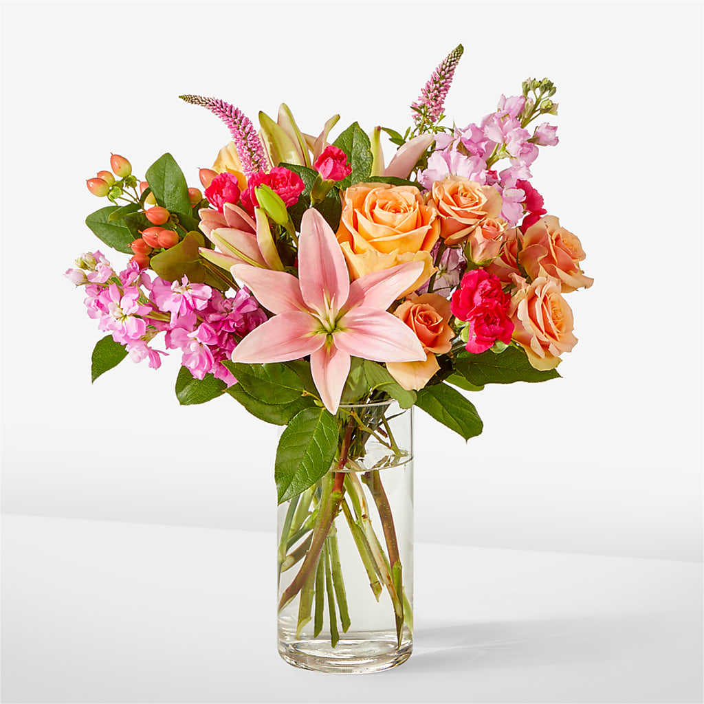 Bisous Bouquet – Halstead Floral At The Plaza, Halstead KS