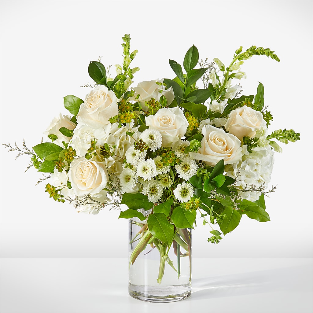 Hint of Vanilla Bouquet – Halstead Floral At The Plaza, Halstead KS