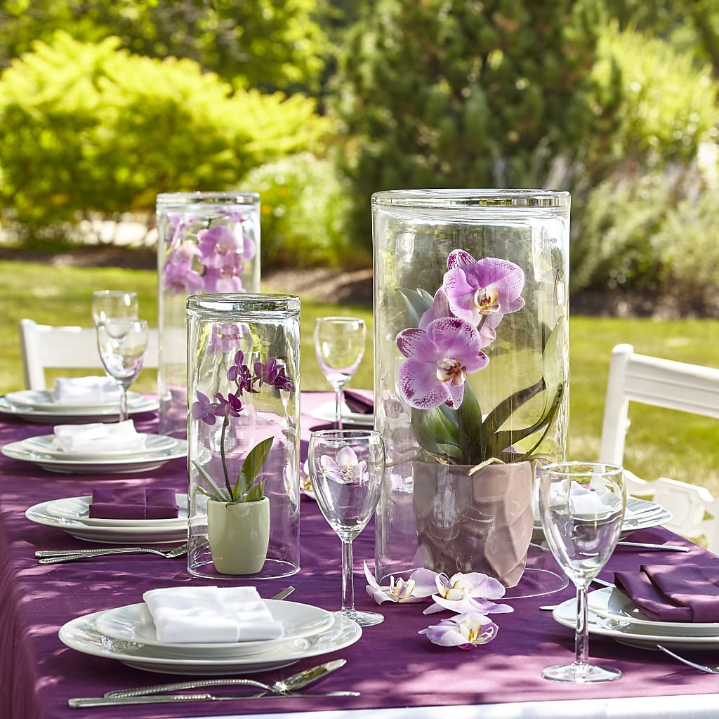 Dramatic Garden Centerpiece – Halstead Floral At The Plaza, Halstead KS