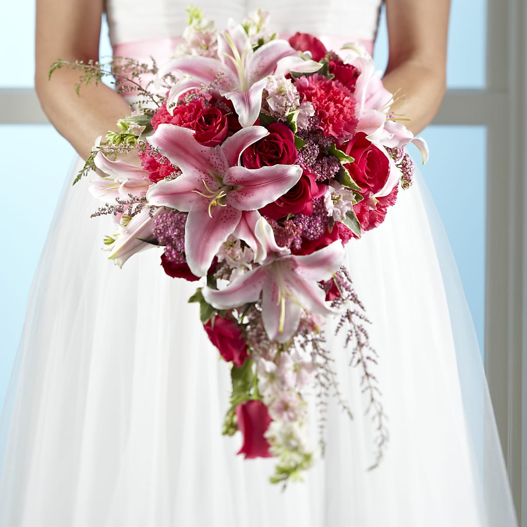Lily & Rose Bouquet – Halstead Floral At The Plaza, Halstead KS