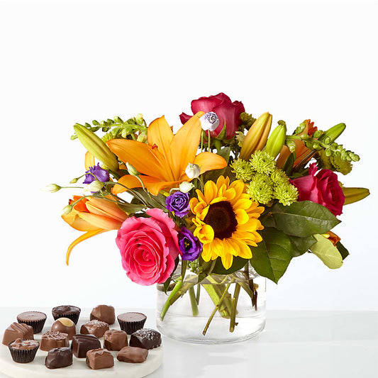 Best Day Bouquet and Chocolate Bundle –  Halstead Floral At The Plaza, Halstead KS