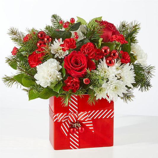 Presents Under the Tree Bouquet –  Halstead Floral At The Plaza, Halstead KS