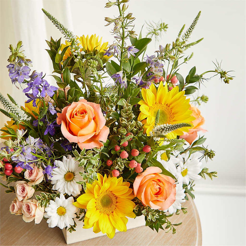 The Good Life Bouquet –  Halstead Floral At The Plaza, Halstead KS