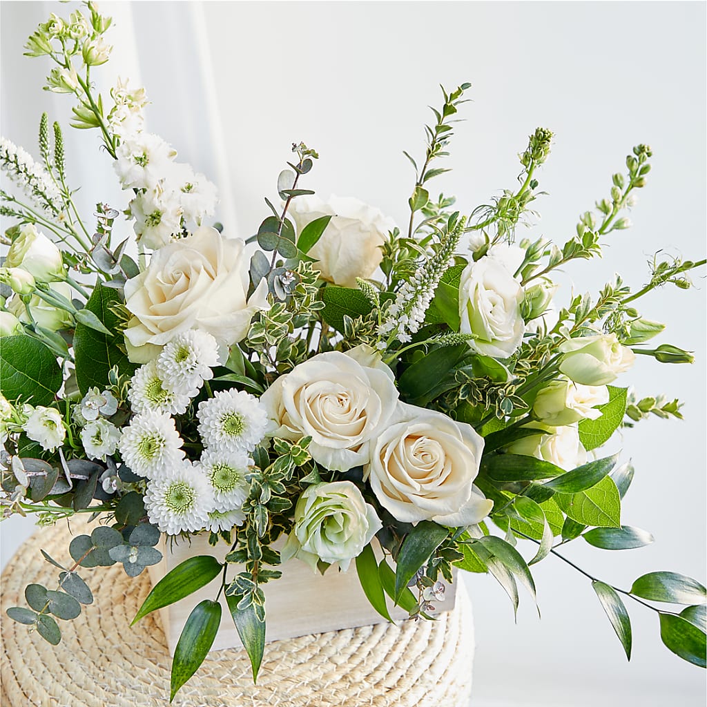 Cashmere Bouquet –  Halstead Floral At The Plaza, Halstead KS