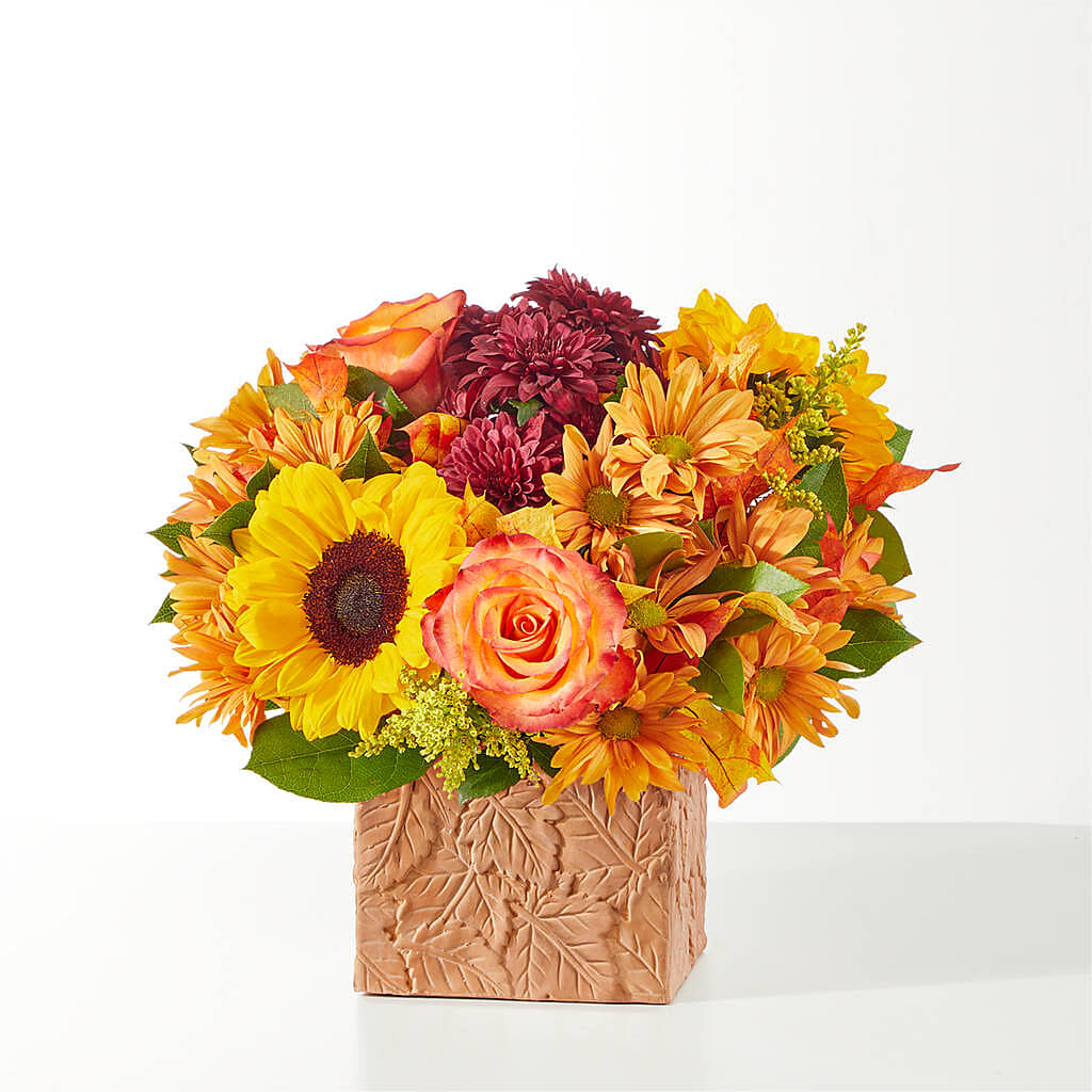 The Outdoors Bouquet –  Halstead Floral At The Plaza, Halstead KS