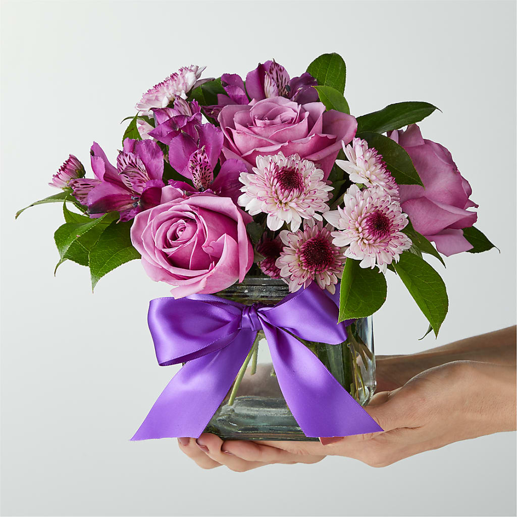 Sugarplum Bouquet –  Halstead Floral At The Plaza, Halstead KS