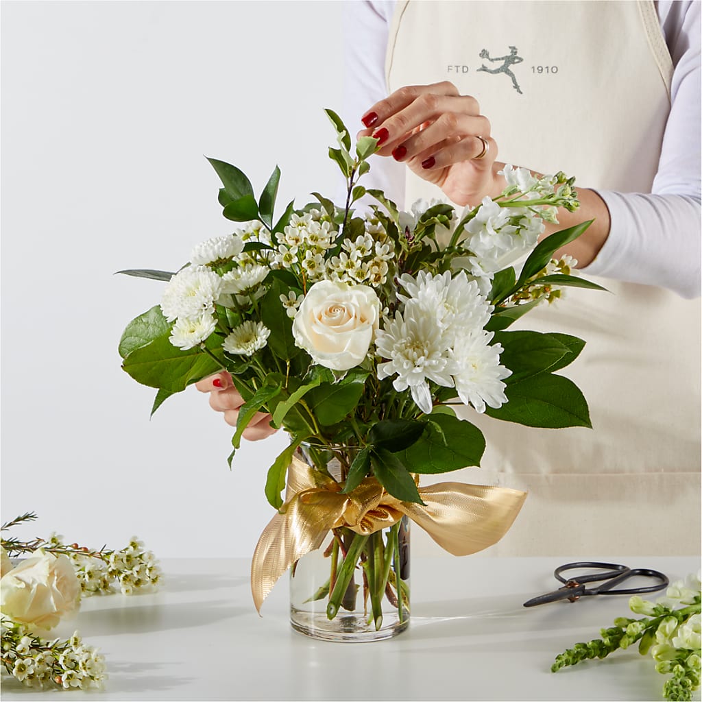 New Beginnings – A Florist Original –  Halstead Floral At The Plaza, Halstead KS