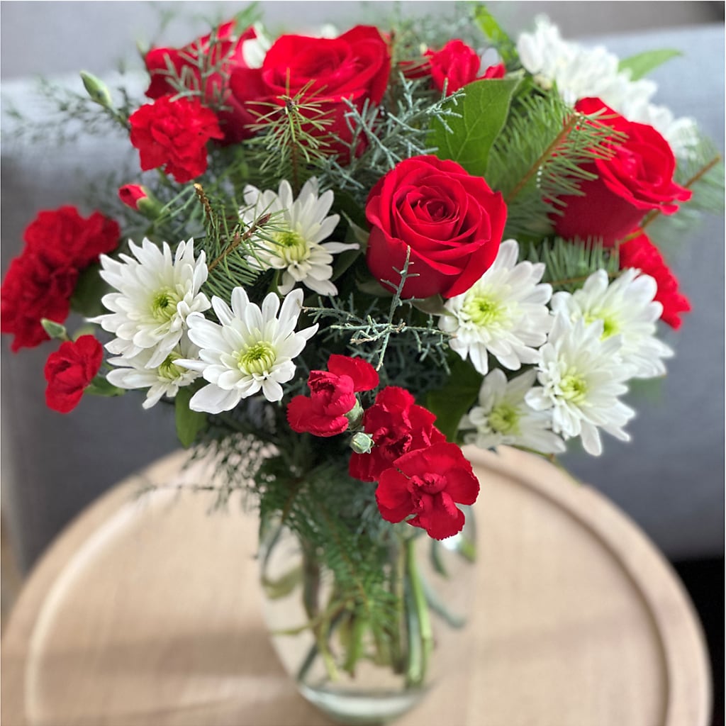 Seasonal Magic Bouquet –  Halstead Floral At The Plaza, Halstead KS