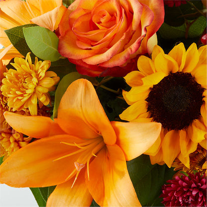 Grateful Centerpiece –  Halstead Floral At The Plaza, Halstead KS