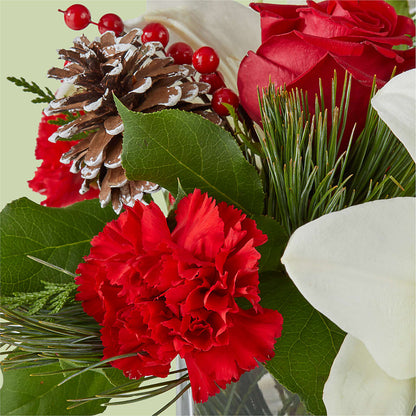 Glistening Icicles Bouquet –  Halstead Floral At The Plaza, Halstead KS