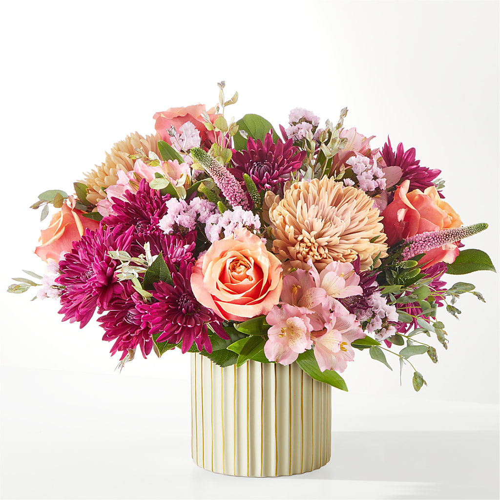 Berry Cobbler Bouquet with Ivory Vase –  Halstead Floral At The Plaza, Halstead KS