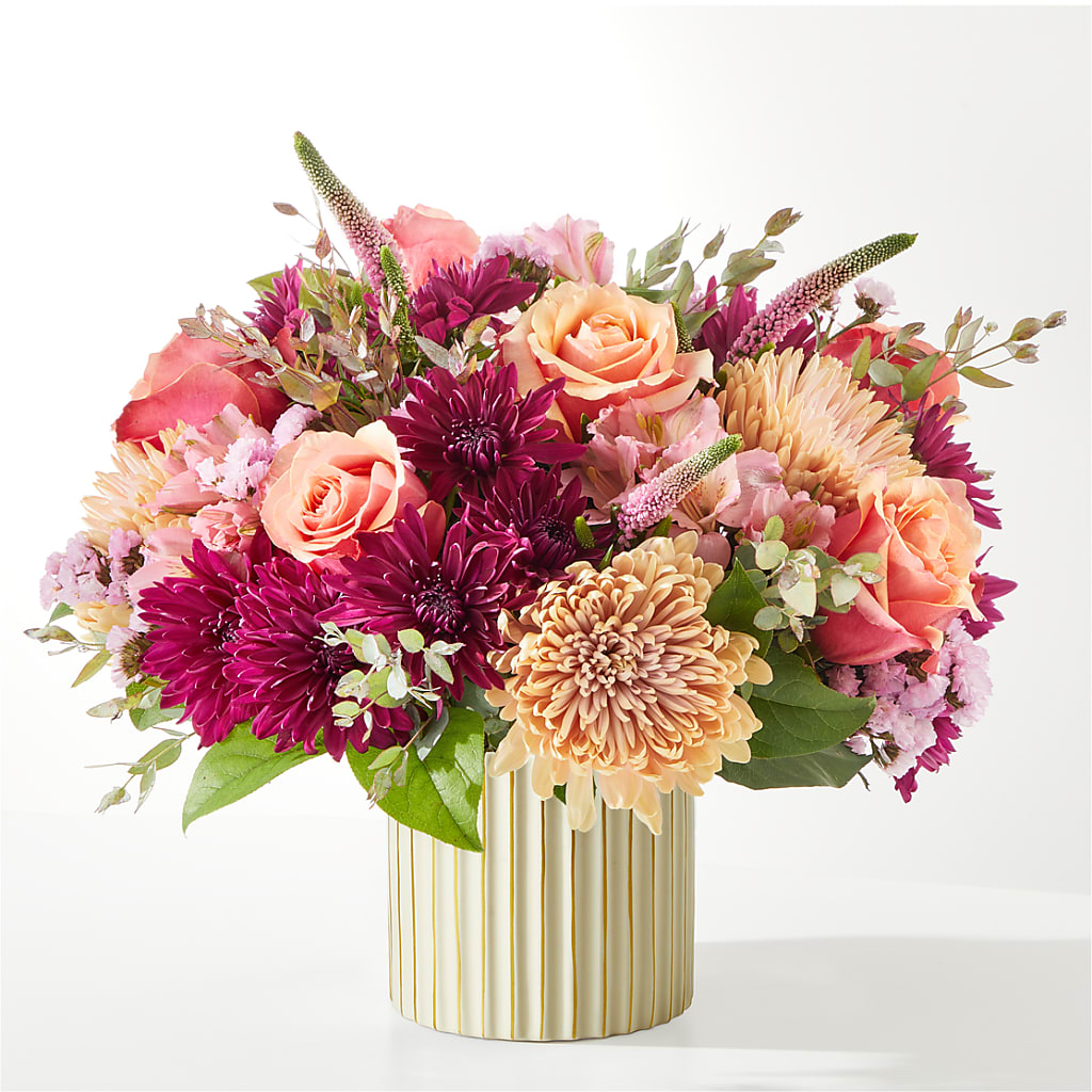 Berry Cobbler Bouquet with Ivory Vase –  Halstead Floral At The Plaza, Halstead KS