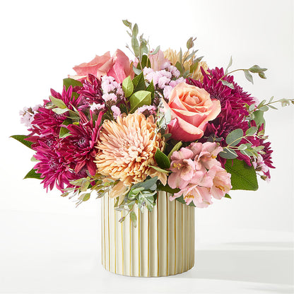 Berry Cobbler Bouquet with Ivory Vase –  Halstead Floral At The Plaza, Halstead KS