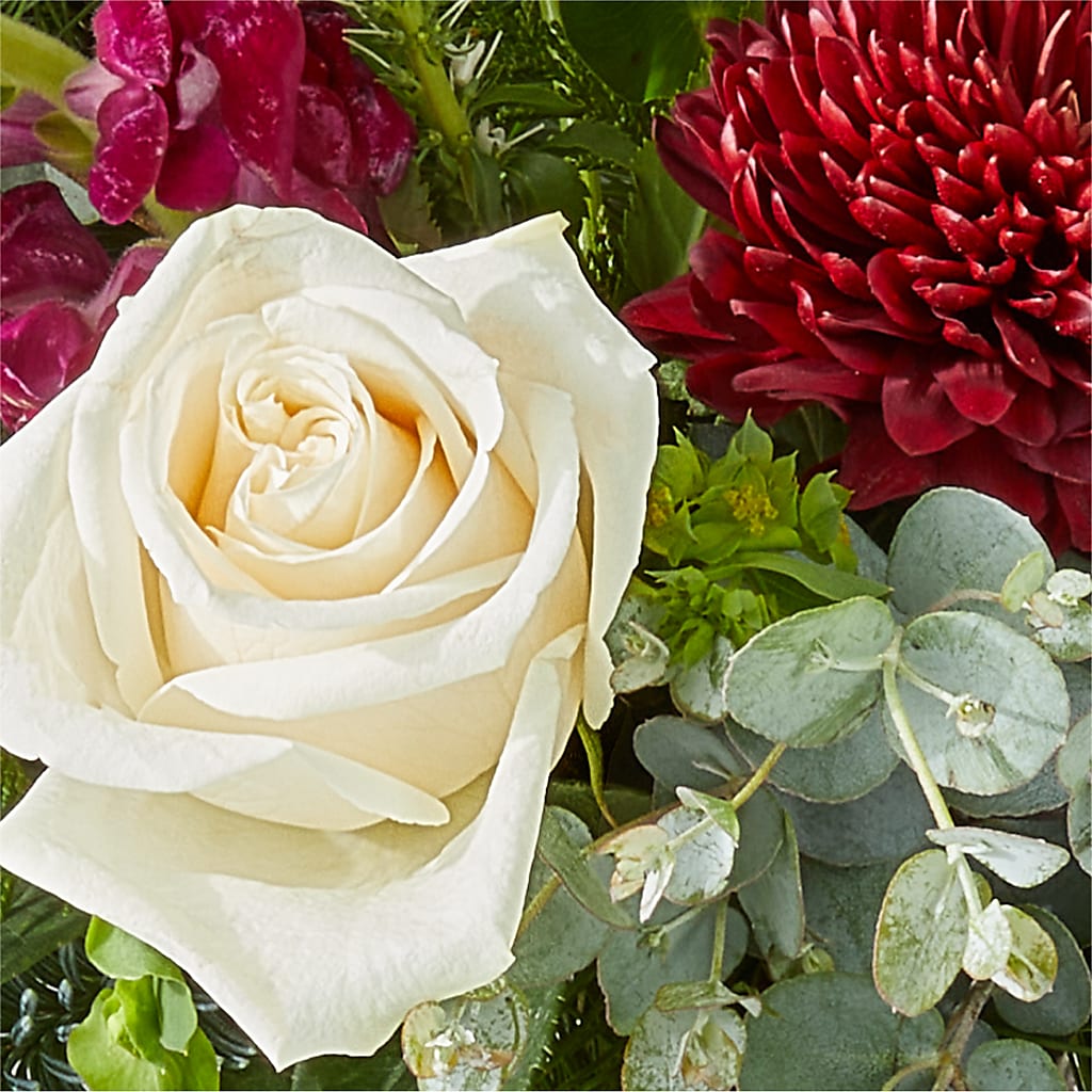 Cranberry Fizz Bouquet –  Halstead Floral At The Plaza, Halstead KS