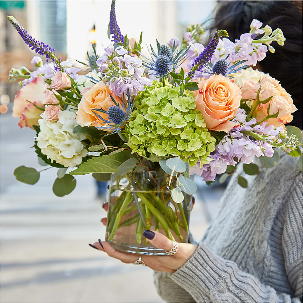Porch Swing Bouquet –  Halstead Floral At The Plaza, Halstead KS