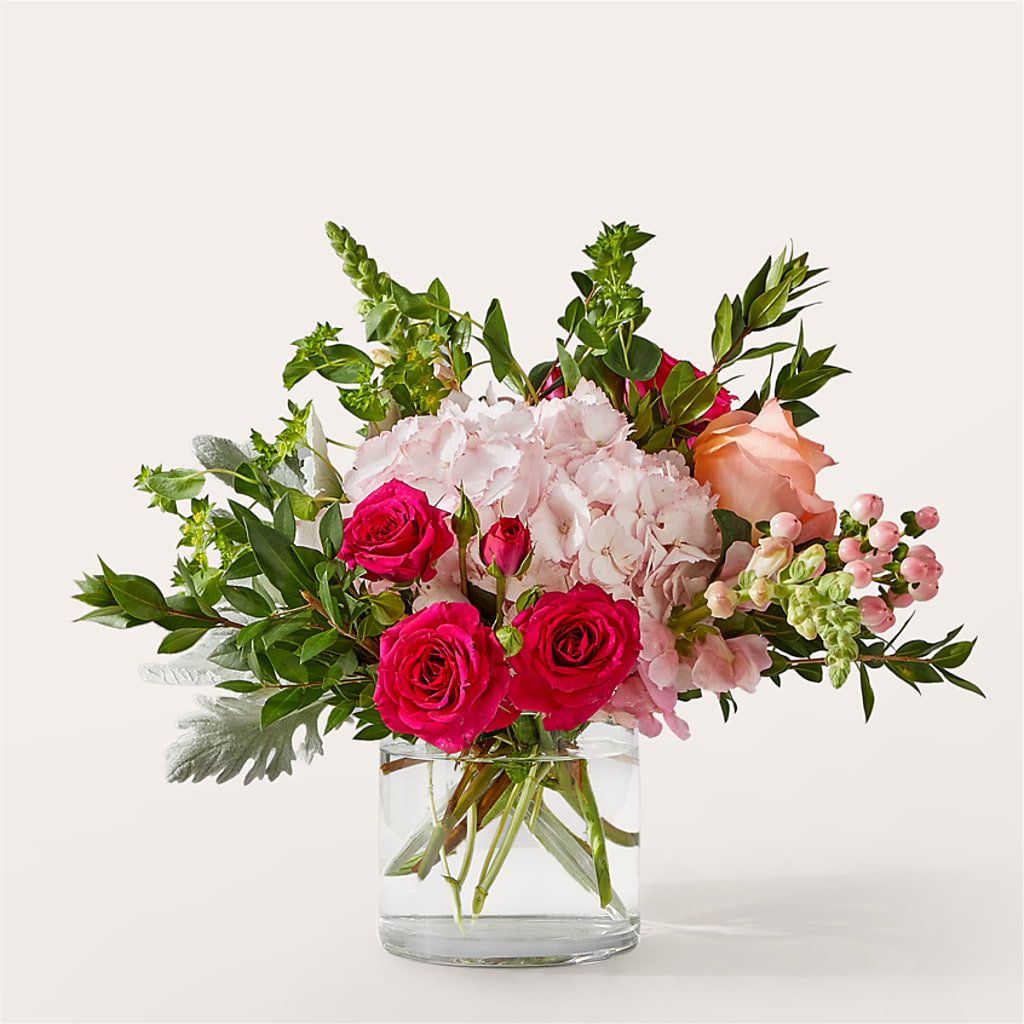 Glitz & Glam Bouquet –  Halstead Floral At The Plaza, Halstead KS