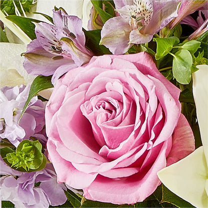 Daydreamer Bouquet –  Halstead Floral At The Plaza, Halstead KS