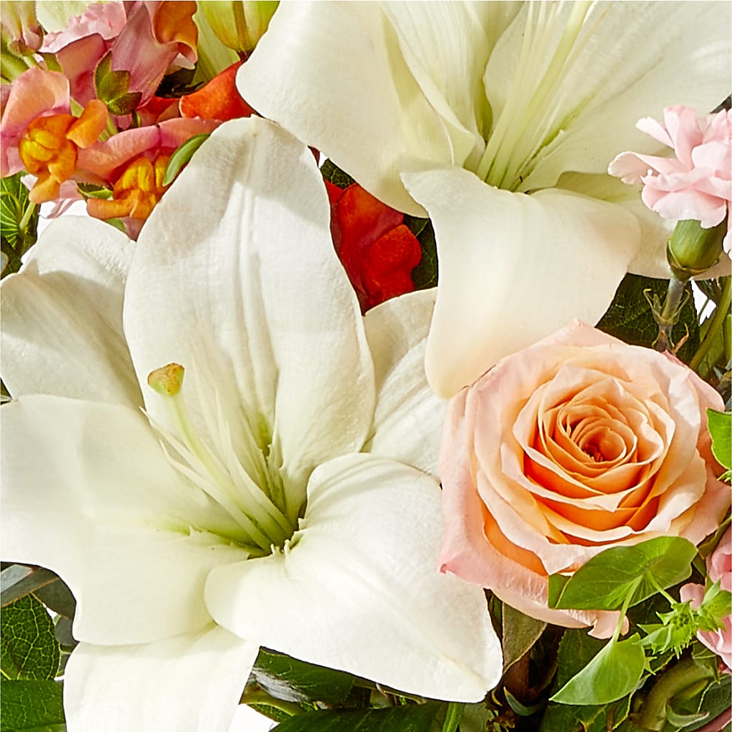 Grapefruit Splash Bouquet –  Halstead Floral At The Plaza, Halstead KS