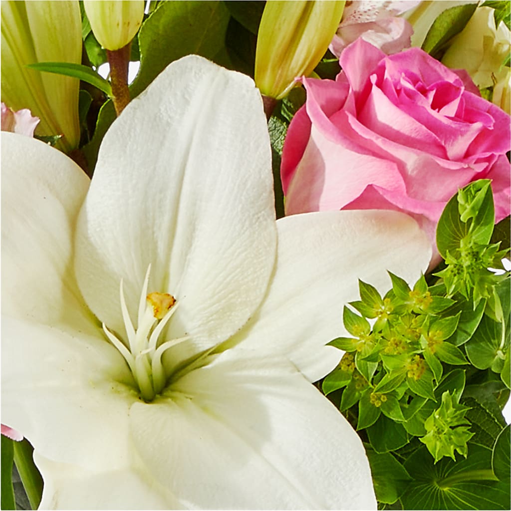 Fondly Bouquet –  Halstead Floral At The Plaza, Halstead KS