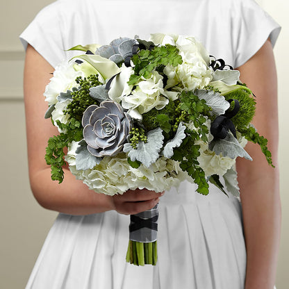 Sweet Innocence Bouquet –  Halstead Floral At The Plaza, Halstead KS