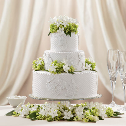 Bloom & Blossom Cake Decor –  Halstead Floral At The Plaza, Halstead KS