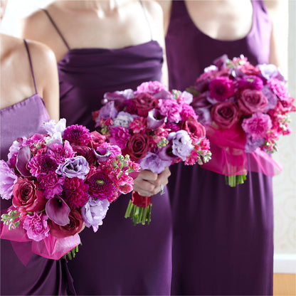 Bridesmaid's Garden Bouquet –  Halstead Floral At The Plaza, Halstead KS